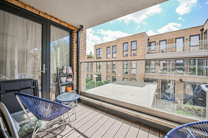 1 Bedroom Flat For Sale In Kempton Mews, East Ham, London, E6