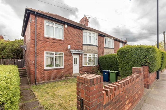 2 Bedroom Flat To Rent In **th July ** Benton Road, High Heaton, NE7