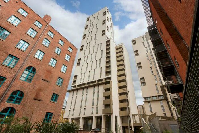 2 Bedroom Flat To Rent In One Cambridge Street, Manchester, M1