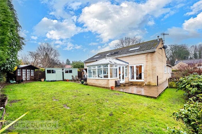 4 Bedroom Detached House For Sale In Gynn Lane, Honley, Holmfirth, West Yorkshire, HD9