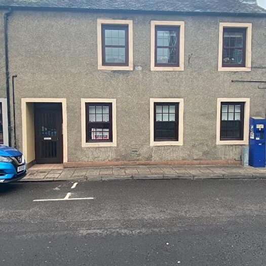 2 Bedroom Flat To Rent In Barossa Street, Perth, Perthshire, PH1