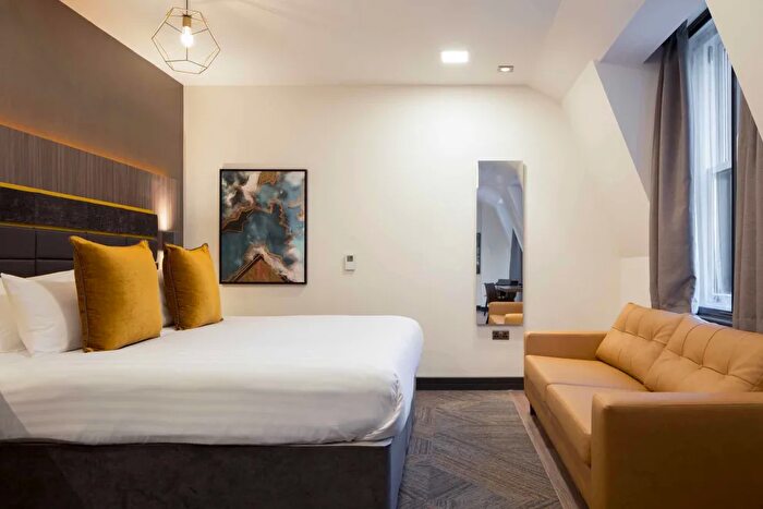 1 Bedroom Flat To Rent In Princess Street, Manchester, M1