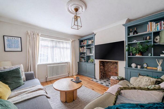 2 Bedroom Semi-Detached House For Sale In Adelphi Road, Epsom, KT17