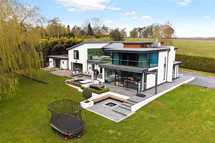 5 Bedroom Detached House For Sale In Ashford Hill Road, Headley, Thatcham, Berkshire, RG19