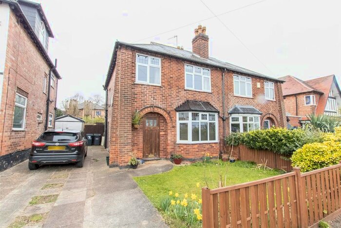 3 Bedroom Semi-Detached House To Rent In Cowper Road, Woodthorpe, Nottingham, NG5