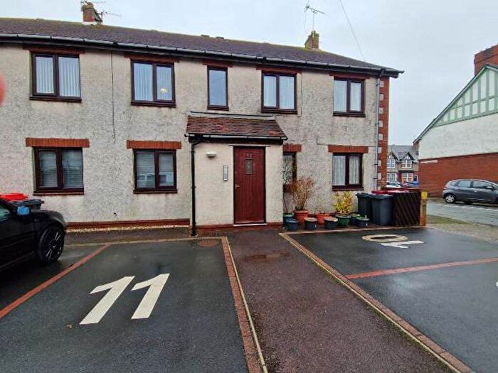 2 Bedroom Apartment To Rent In Oriana Mews, Walney Island, LA14