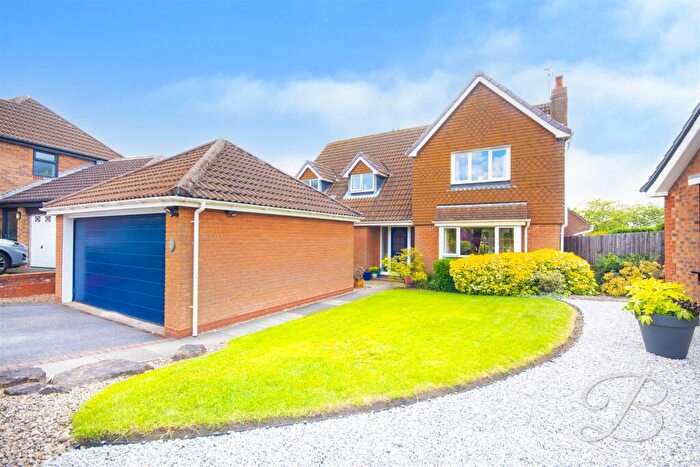 5 Bedroom Detached House For Sale In Darleydale Close, Mansfield, NG18