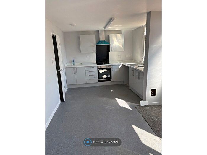 4 Bedroom End Of Terrace House To Rent In Old Quarry Court, Northampton, NN3