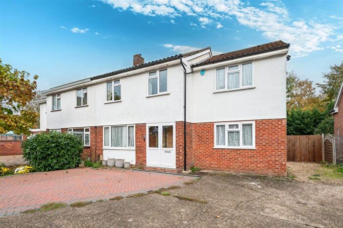 4 Bedroom Semi Detached House For Sale In Langlands Rise, Epsom, KT19
