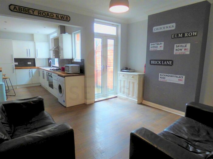 4 Bedroom Terraced House To Rent In Noel Street, Westcotes, Leicester, LE3