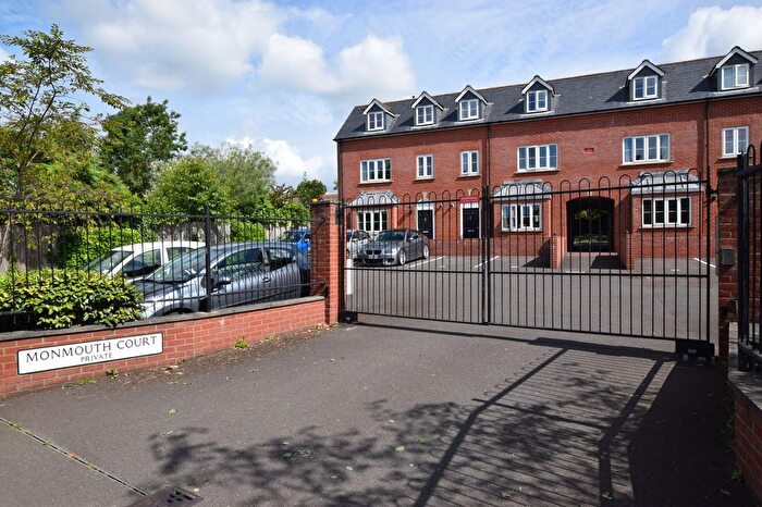 1 Bedroom Flat To Rent In Bindon Road, Taunton, Somerset, TA2