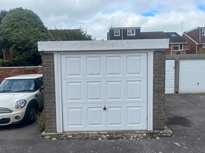 Garage / Parking To Rent In Montreal Way, Worthing, BN13