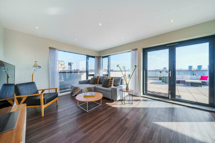3 Bedroom Penthouse To Rent In The Porter Building, Spa Road, SE16