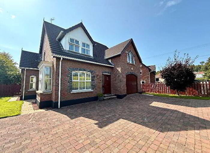 4 Bedroom Detached House With Garages For Sale In Ivy Mead, L'Derry, BT47