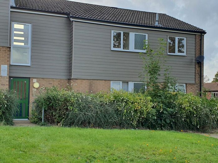 2 Bedroom Flat To Rent In Great Holme Court, Northampton, NN3
