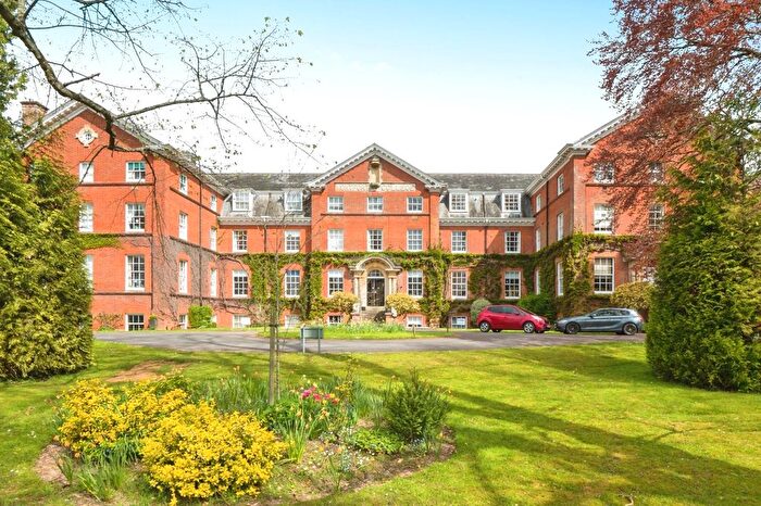 1 Bedroom Flat For Sale In Montfort College, Botley Road, Romsey, Hampshire, SO51