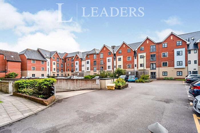 2 Bedroom Apartment To Rent In St James's Street, Portsmouth, PO1
