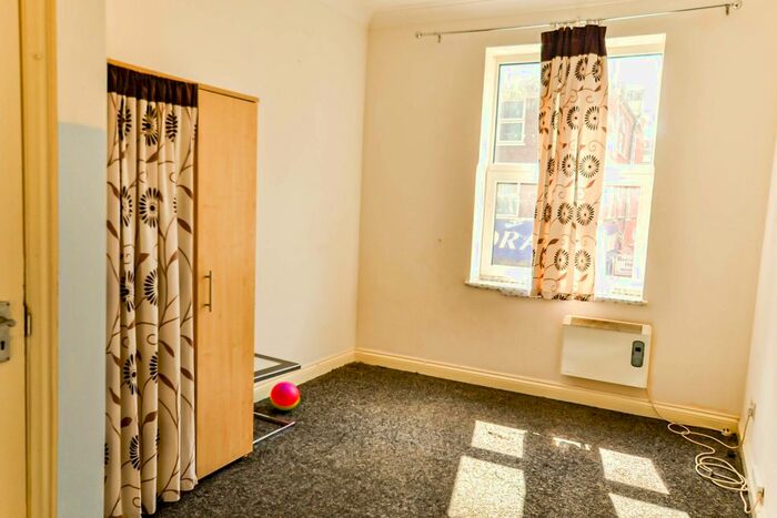 2 Bedroom Flat To Rent In Station Parade, Barking, IG11