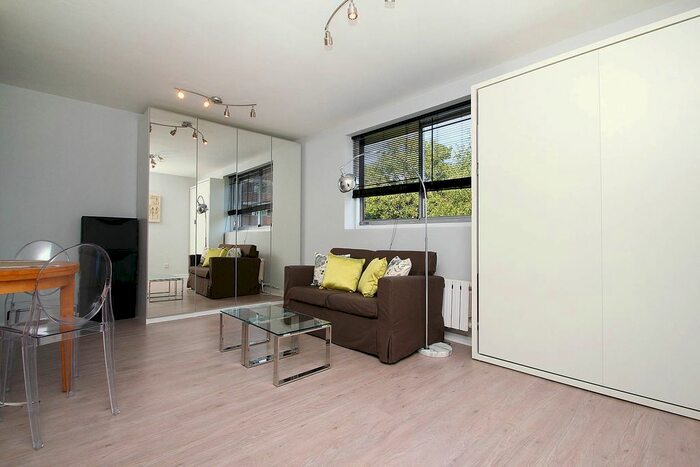 Studio To Rent In Cromwell Road, South Kensington, London, SW7
