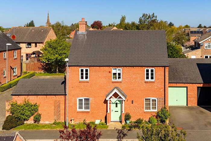 4 Bedroom Detached House For Sale In Freemans Way, Greens Norton, NN12