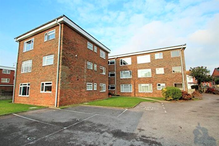 2 Bedroom Flat To Rent In Rowlands Road, Worthing, BN11