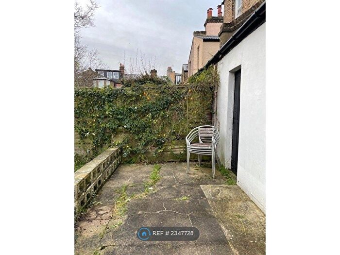 1 Bedroom Flat To Rent In Ballina Street, London, SE23
