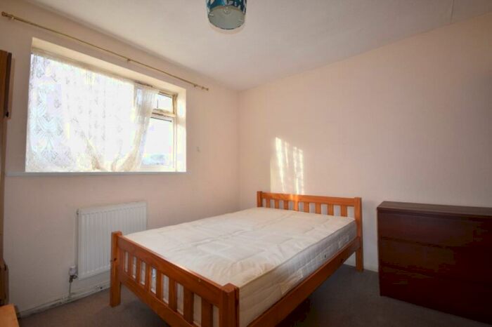 2 Bedroom Apartment To Rent In Lovell Court, Crumpsall, Manchester, M8