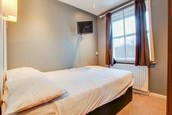 1 Bedroom House To Rent In Dorset Square, London, NW1