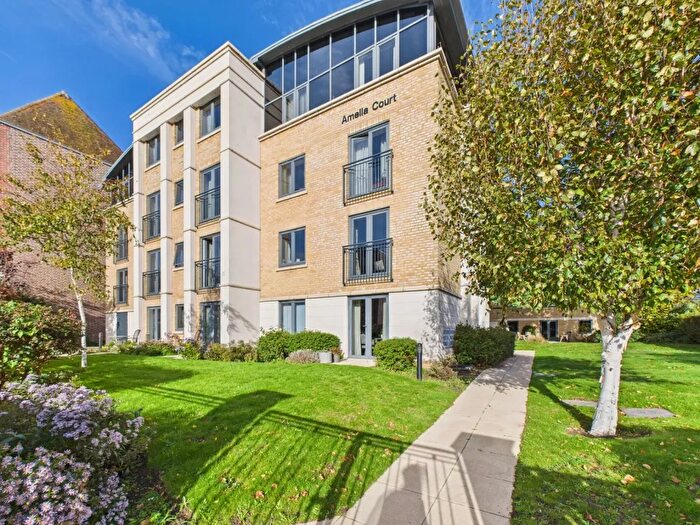 1 Bedroom Property To Rent In Union Place, Worthing, BN11