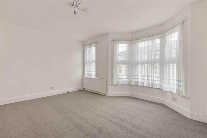 1 Bedroom Flat To Rent In Ryecroft Road, Lewisham, SE13