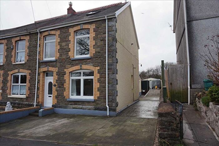 3 Bedroom Semi-Detached House For Sale In Argoed Villas, Drefach, Llanelli, SA14