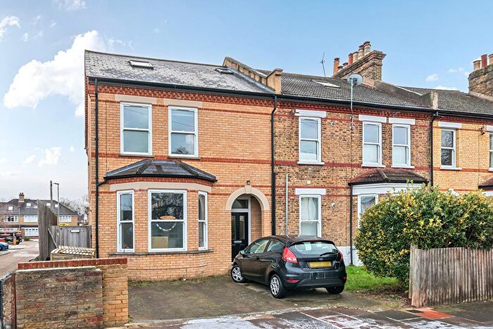 1 Bedroom Flat For Sale In Marlow Road, Penge, London, SE20