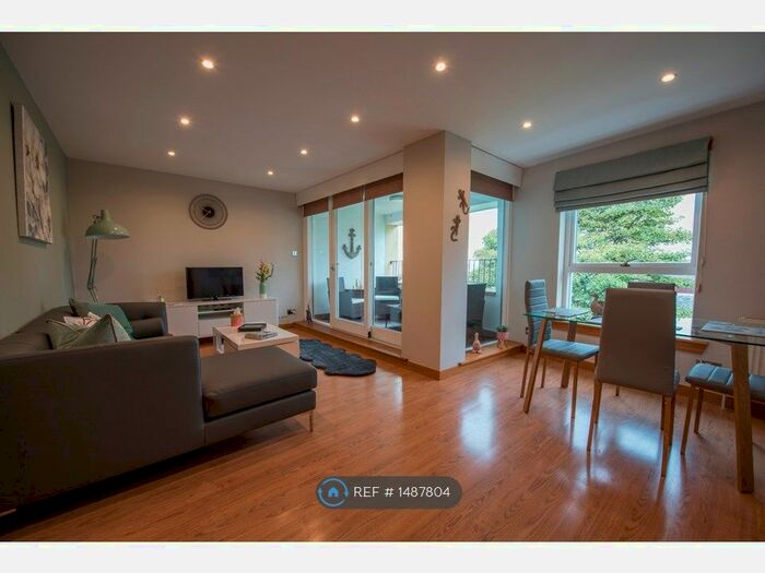 2 Bedroom Flat To Rent In New Street, Musselburgh, EH21