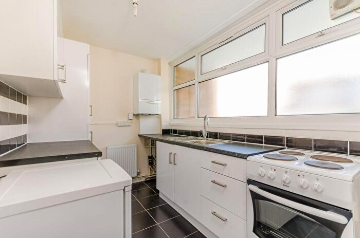 1 Bedroom Flat To Rent In Pembroke Road, Crouch End, London, N8