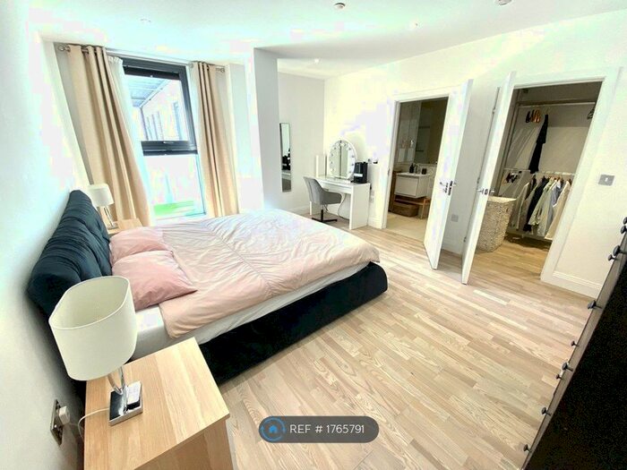 1 Bedroom Flat To Rent In New Malden House, New Malden, KT3