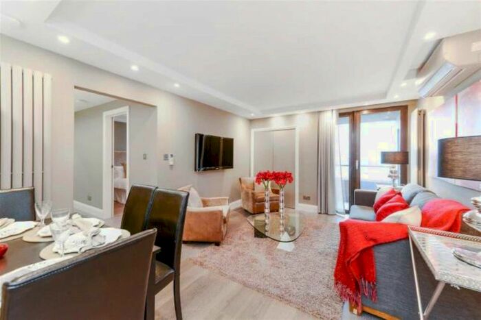 2 Bedroom Flat To Rent In Finchley Road, Hampstead, London, NW3