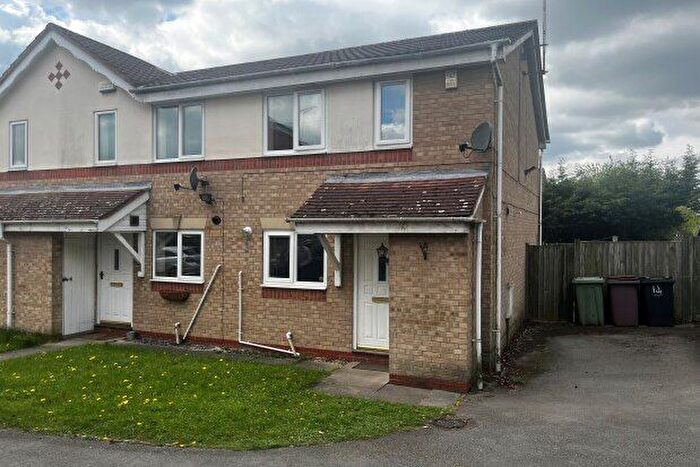 2 Bedroom Property To Rent In Old Quarry Close, Chesterfield, S43