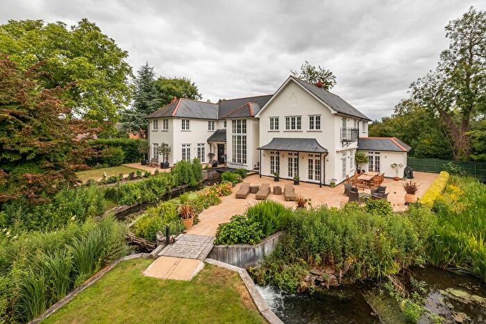 5 Bedroom Detached House For Sale In Sarson Lane, Andover, SP11