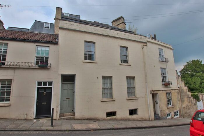 7 Bedroom House To Rent In Guinea Lane, Bath, BA1