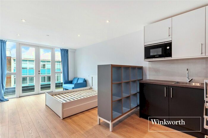 Studio To Rent In Shakespeare Road, Finchley, London, N3