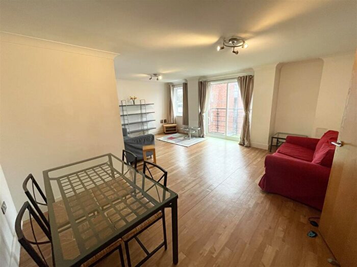 1 Bedroom Apartment To Rent In Qube, Scotland Street, Birmingham, B1