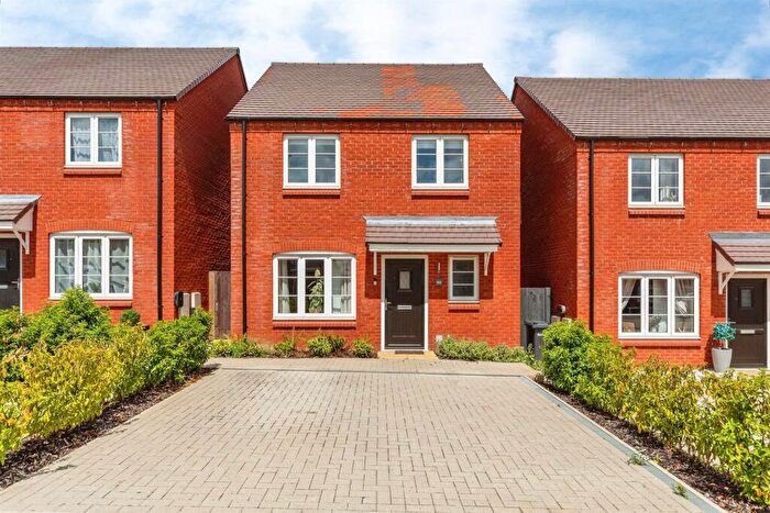 3 Bedroom Detached House For Sale In Jupiter Road, Barton Seagrave, Kettering, NN15