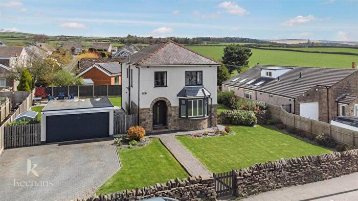 4 Bedroom Detached House For Sale In Ormerod Street, Worsthorne, Burnley, BB10