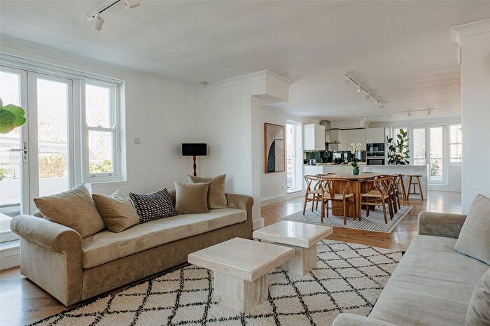 4 Bedroom Flat To Rent In Randolph Avenue, Little Venice, W9