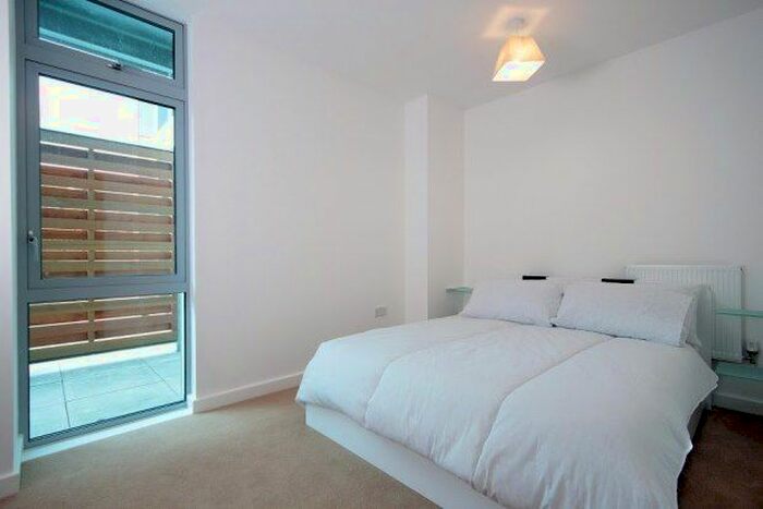 1 Bedroom Flat To Rent In Ross Way, London, E14
