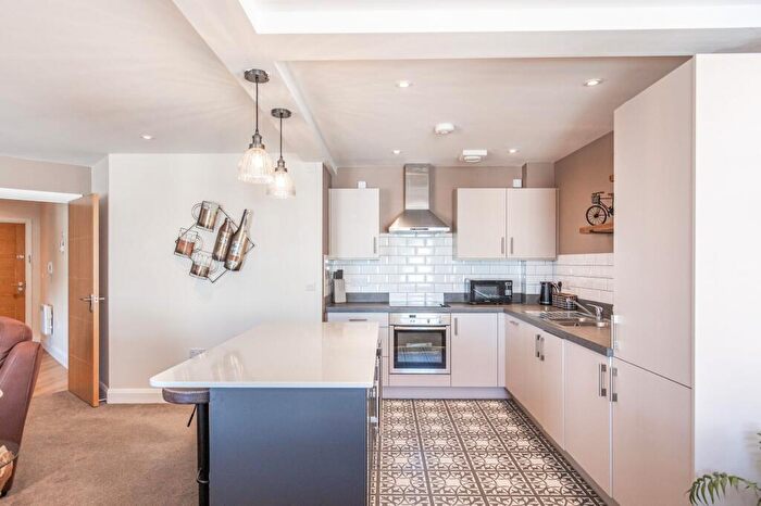 2 Bedroom Flat For Sale In Second Floor Apartment In Norwich Close To The River, NR1