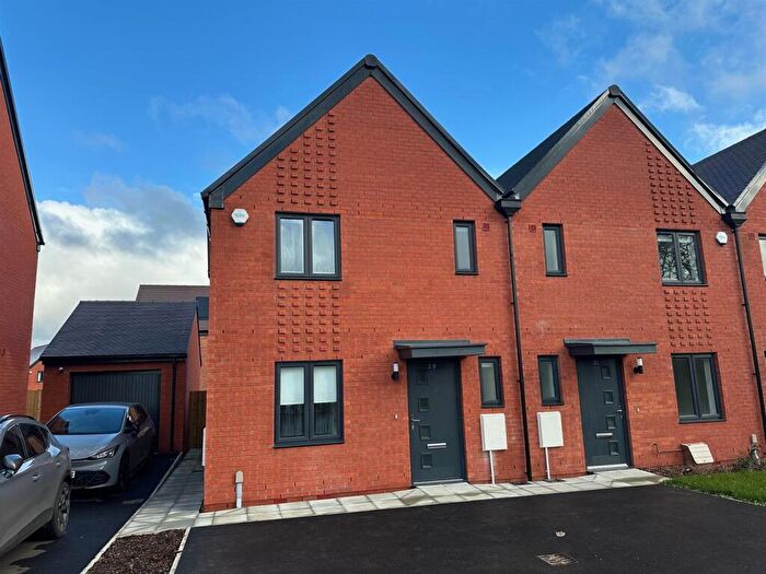 3 Bedroom End Of Terrace House To Rent In Lapwing Way, Whiteley, Fareham, PO15