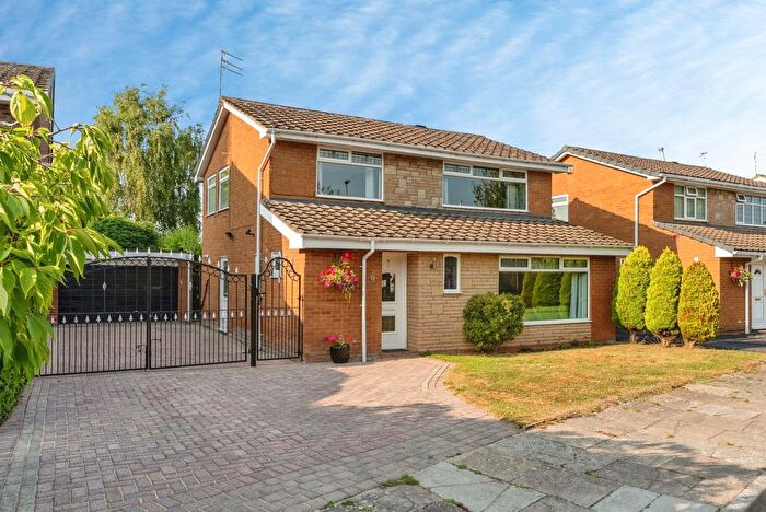 4 Bedroom Detached House For Sale In Whitegates Crescent, Willaston, Neston, Cheshire, CH64