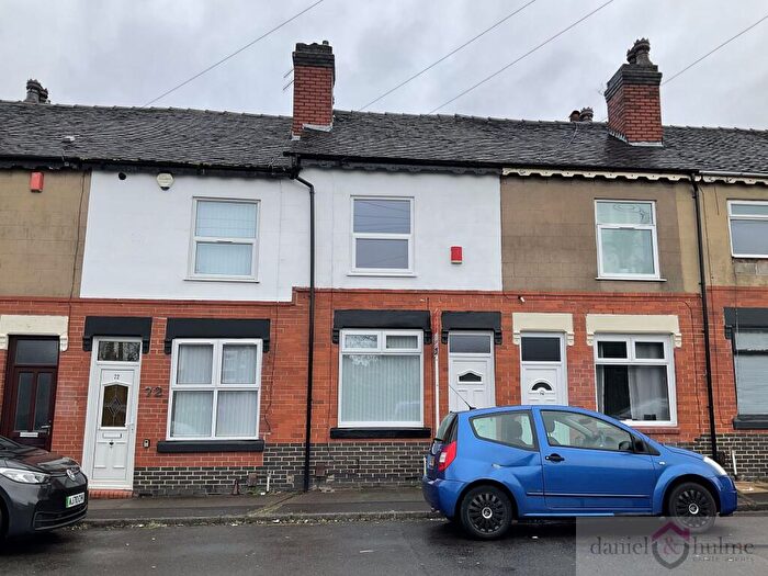 2 Bedroom Town House To Rent In Carron Street, Stoke-On-Trent, Staffordshire, ST4