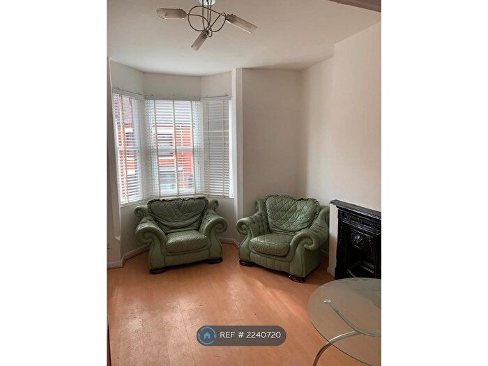 1 Bedroom Flat To Rent In Edward Street, Nuneaton, CV11